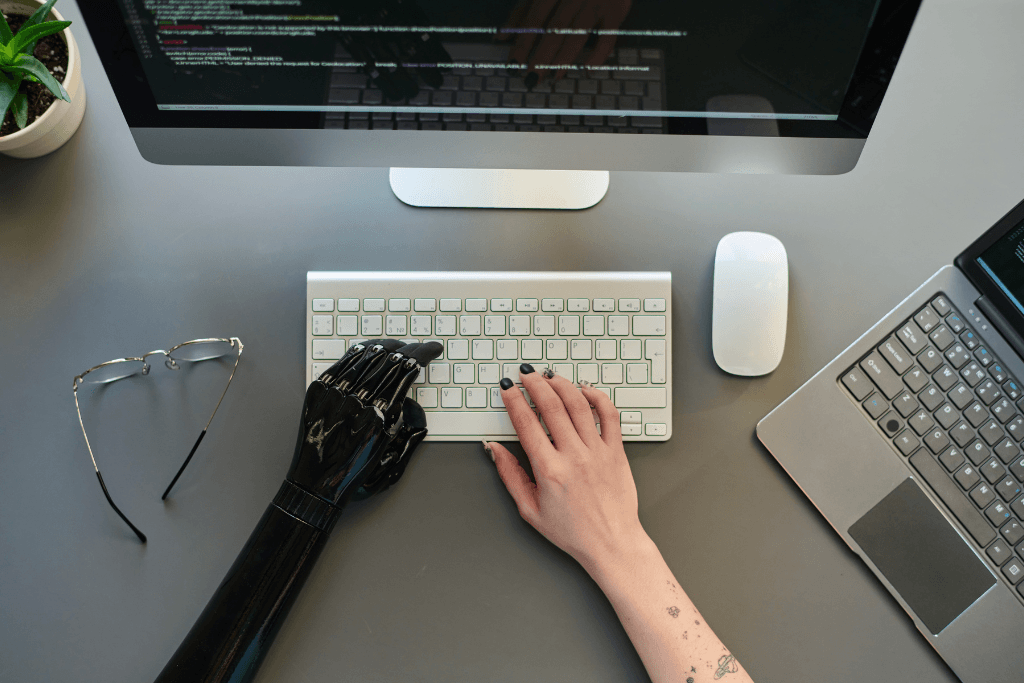L'évolution de l'intelligence artificielle : comprendre l’utilisation de l’IA, ses applications et ses distinctions.